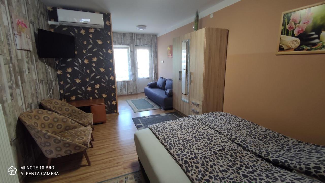 Apartman Edit Harkány Exterior foto